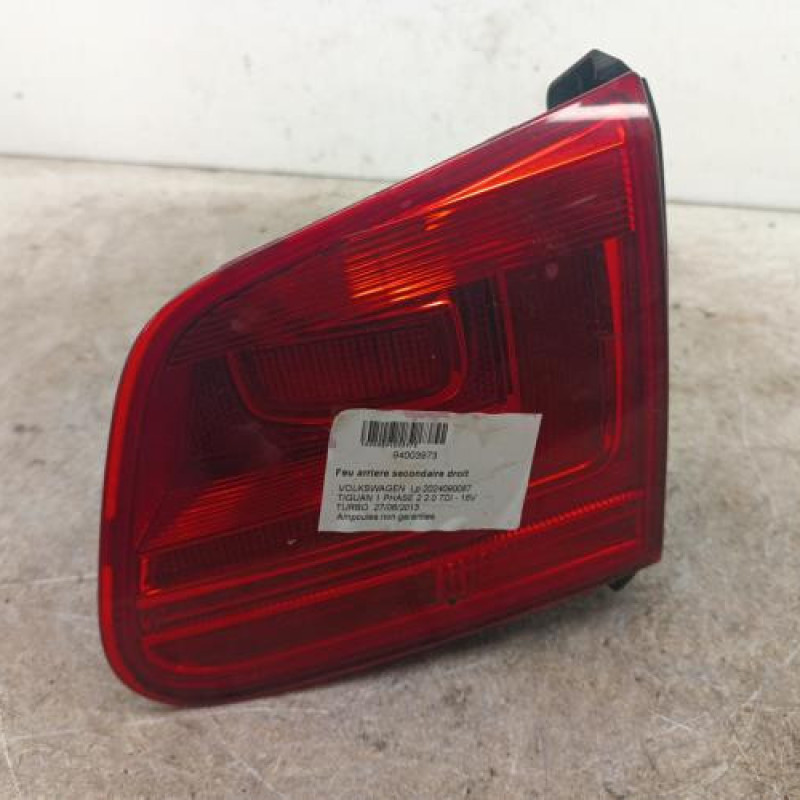 Feu arriere secondaire droit (feux) VOLKSWAGEN TIGUAN 1 Feu arriere secondaire droit (feux) VOLKSWAGEN TIGUAN 1