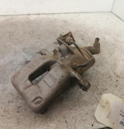 Etrier arriere droit (freinage) VOLKSWAGEN PASSAT 5 Photo n°1
