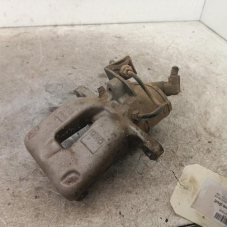 Etrier arriere droit (freinage) VOLKSWAGEN PASSAT 5 Photo n°1