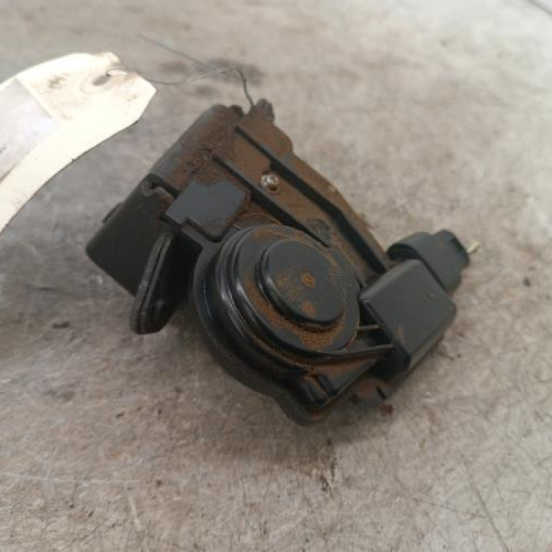 Serrure de hayon TOYOTA AURIS 1 Serrure de hayon TOYOTA AURIS 1