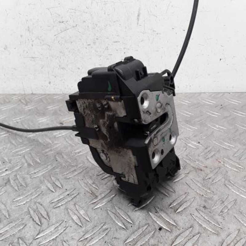 Serrure avant droit RENAULT KANGOO 2 Serrure avant droit RENAULT KANGOO 2