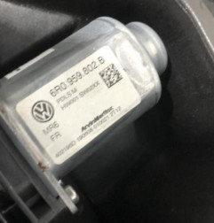 Leve vitre electrique avant droit SEAT IBIZA 4 Photo n°4