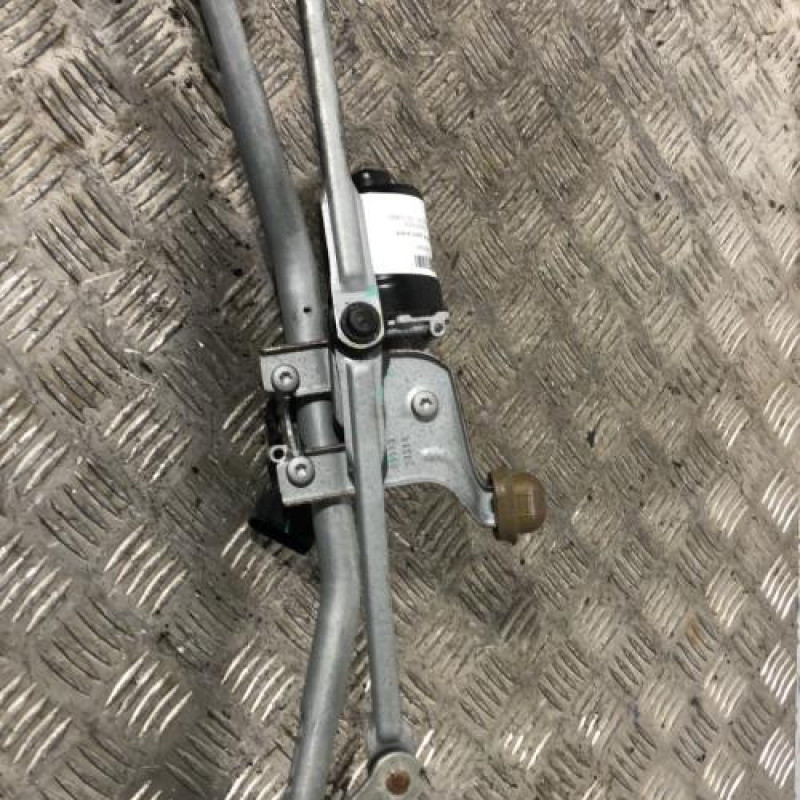 Moteur essuie glace avant PEUGEOT 208 2 Moteur essuie glace avant PEUGEOT 208 2
