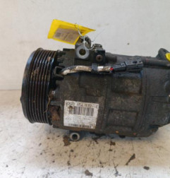 Compresseur clim RENAULT TRAFIC 2 Photo n°4