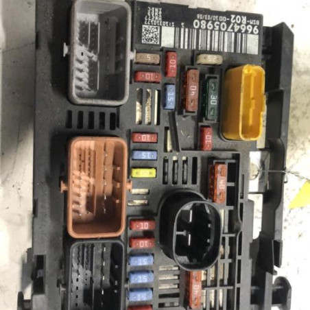 Boitier servitude moteur (BSM) PEUGEOT 407 Photo n°1