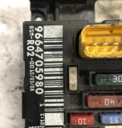 Boitier servitude moteur (BSM) PEUGEOT 407
