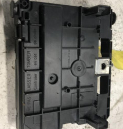 Boitier servitude moteur (BSM) PEUGEOT 407 Photo n°3