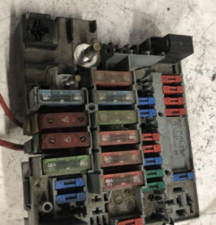 Boitier servitude moteur (BSM) PEUGEOT 406 Photo n°1