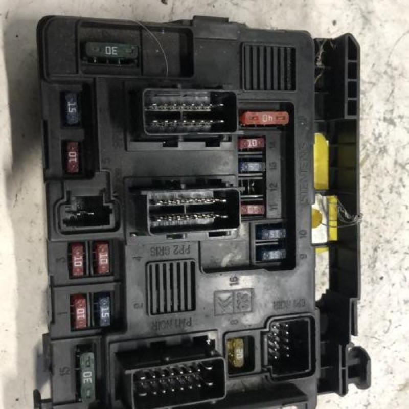 Boitier servitude moteur (BSM) CITROEN C5 1 Boitier servitude moteur (BSM) CITROEN C5 1