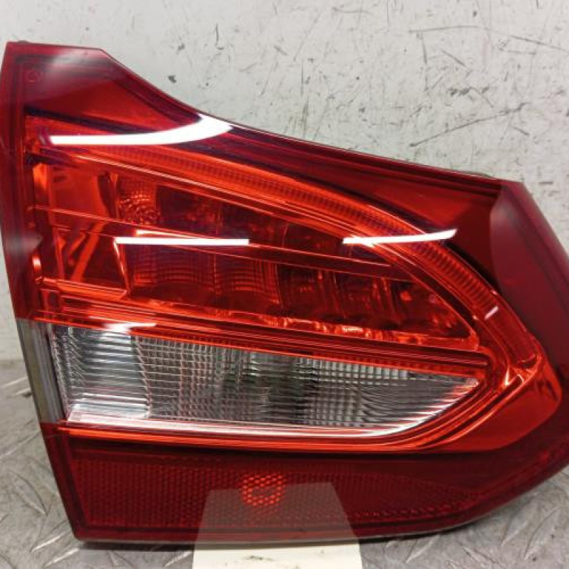 Feu arriere secondaire gauche (feux) MERCEDES CLASSE C 205