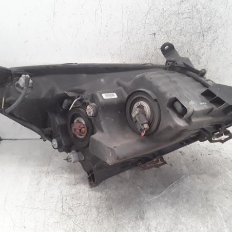 Optique avant principal gauche (feux)(phare) TOYOTA COROLLA VERSO 2