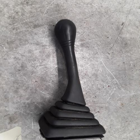 Pommeau de vitesses PEUGEOT 106