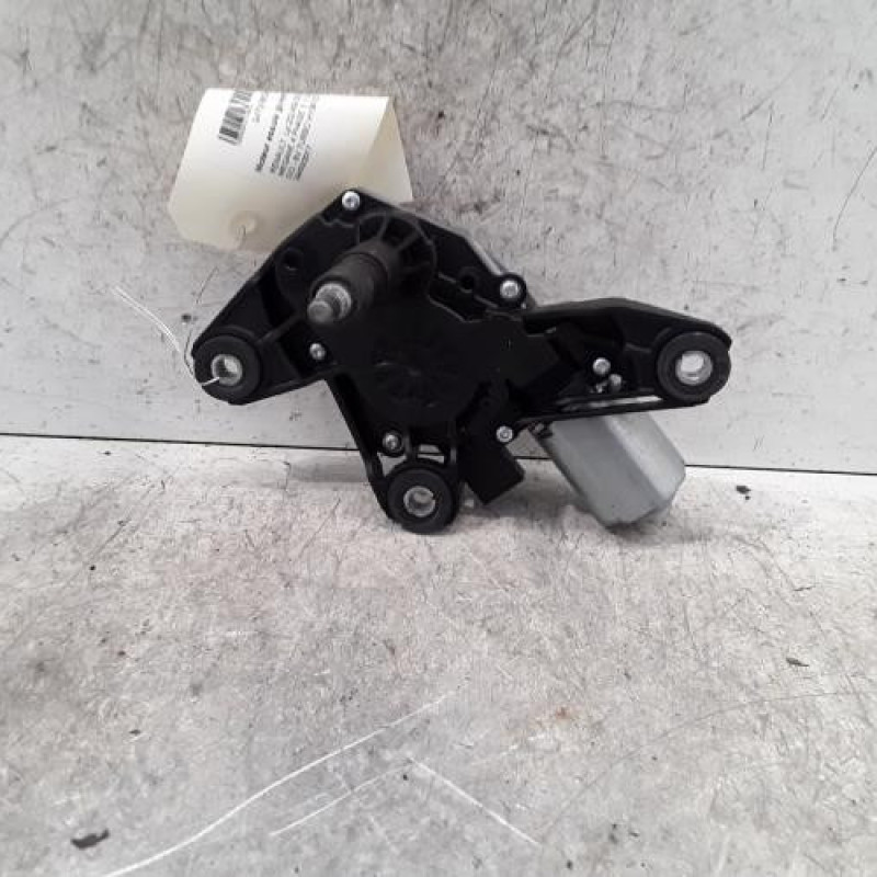 Moteur essuie glace arriere RENAULT MEGANE 4 Moteur essuie glace arriere RENAULT MEGANE 4