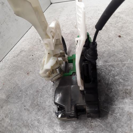 Serrure avant droit KIA CARENS 4