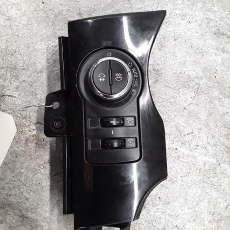 Commodo phare CHEVROLET ORLANDO Photo n°1