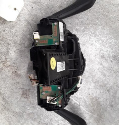 Com (Bloc Contacteur Tournant+Commodo Essuie Glace+Commodo Phare) VOLKSWAGEN GOLF 6