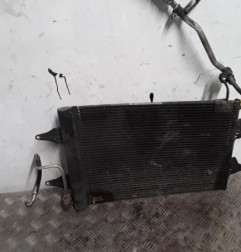 Radiateur clim VOLKSWAGEN POLO 4 Photo n°1