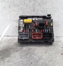 Boitier servitude moteur (BSM) PEUGEOT 307 Photo n°1