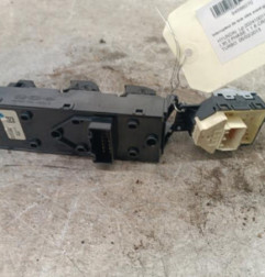Interrupteur de leve vitre avant gauche HYUNDAI I 30 2