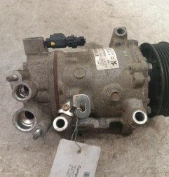 Compresseur clim PEUGEOT 2008 1
