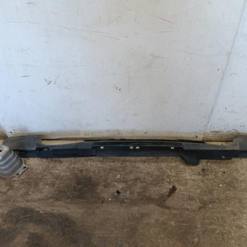 Renfort pare choc arriere (traverse) NISSAN MICRA 3