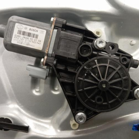 Leve vitre electrique avant droit HYUNDAI I 30 1