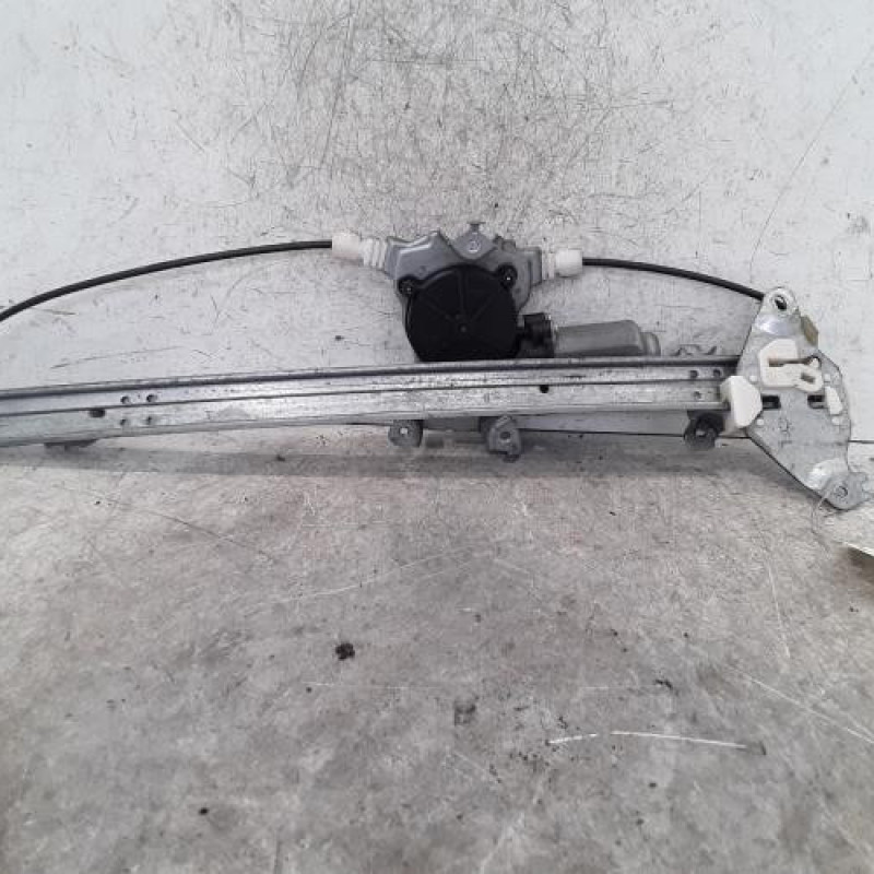 Leve vitre electrique arriere gauche NISSAN PATHFINDER 2