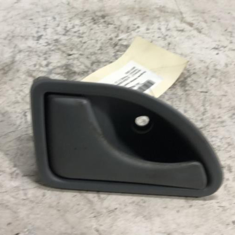 Poignee interieur avant gauche RENAULT TWINGO 1