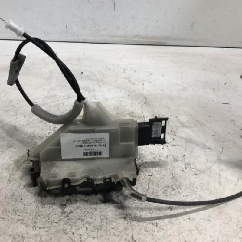 Serrure avant droit CITROEN C3 3 Serrure avant droit CITROEN C3 3