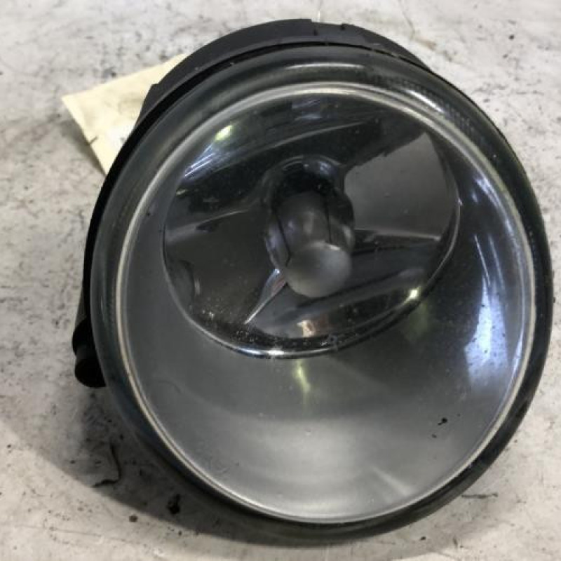 Anti brouillard gauche (feux) RENAULT SCENIC 1 Anti brouillard gauche (feux) RENAULT SCENIC 1