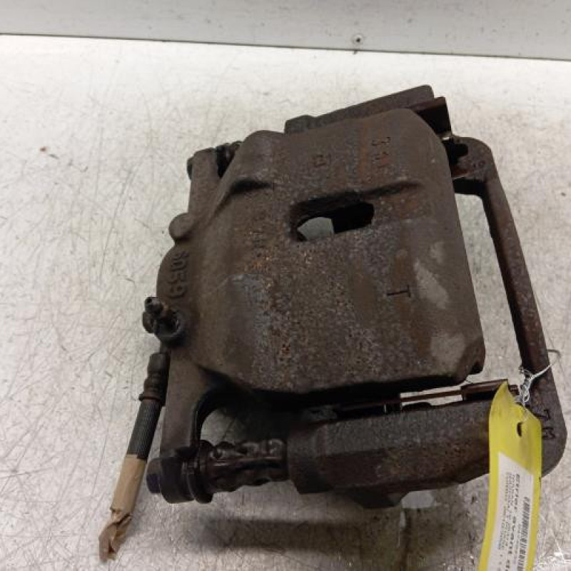 Etrier avant droit (freinage) NISSAN QASHQAI 1