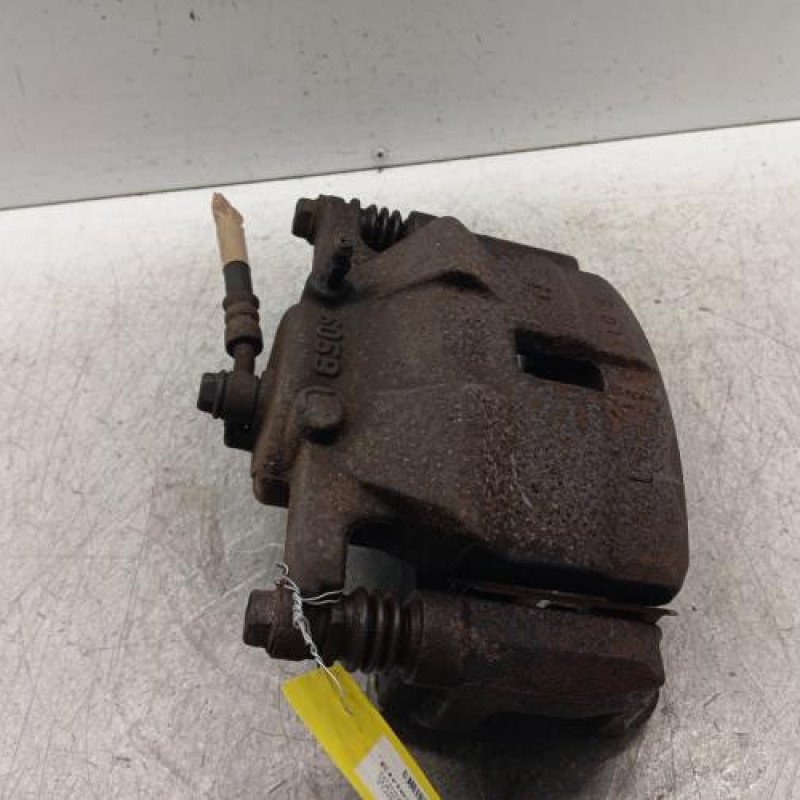 Etrier avant gauche (freinage) NISSAN QASHQAI 1