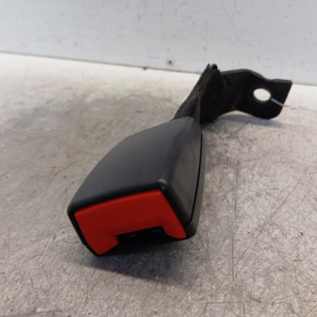 Attache ceinture arriere gauche BMW X1 E84