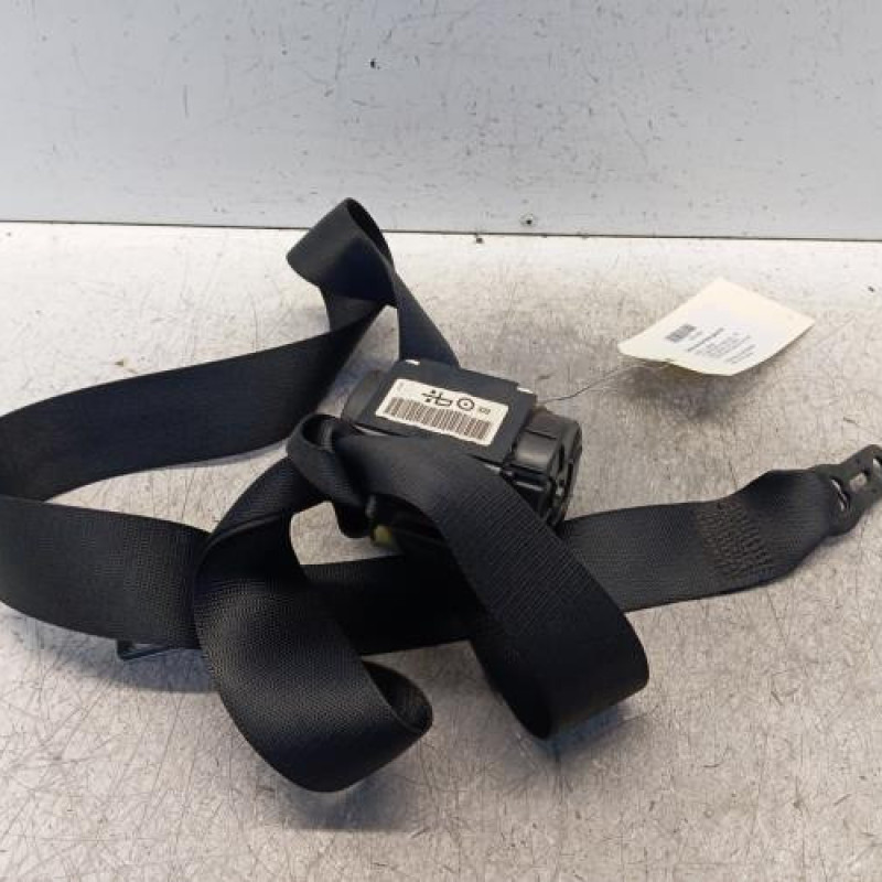 Ceinture arriere gauche BMW X1 E84 Ceinture arriere gauche BMW X1 E84