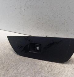 Interrupteur de leve vitre arriere droit BMW X1 E84 Photo n°3