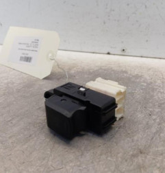 Interrupteur de leve vitre arriere droit SUZUKI SWIFT 5