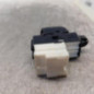 Interrupteur de leve vitre arriere droit SUZUKI SWIFT 5