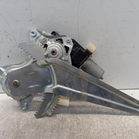 Leve vitre electrique arriere droit SUZUKI SWIFT 5 Photo n°1