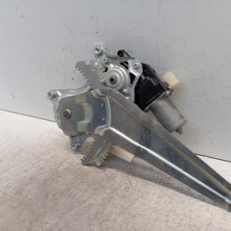 Leve vitre electrique arriere droit SUZUKI SWIFT 5