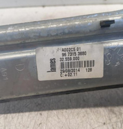 Leve vitre mecanique arriere droit PEUGEOT 208 1 Photo n°4