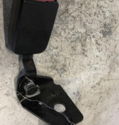 Attache ceinture arriere gauche PEUGEOT 307 Photo n°3