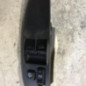 Interrupteur de leve vitre avant gauche TOYOTA YARIS 1