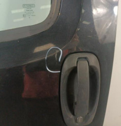 Porte avant gauche PEUGEOT BIPPER Photo n°3
