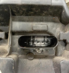 Feu arriere principal gauche (feux) VOLKSWAGEN TOURAN 1 Photo n°5