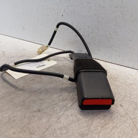 Attache ceinture avant gauche SUZUKI SWIFT 5