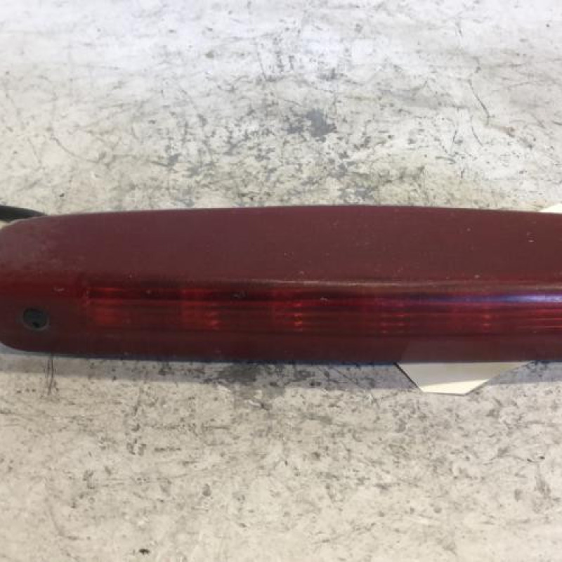 Feu arriere stop central OPEL ASTRA H Feu arriere stop central OPEL ASTRA H