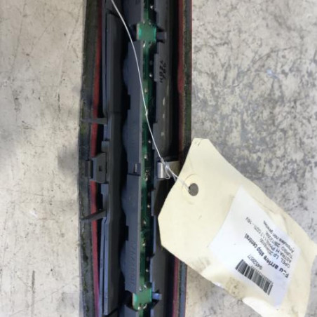 Feu arriere stop central OPEL ASTRA H