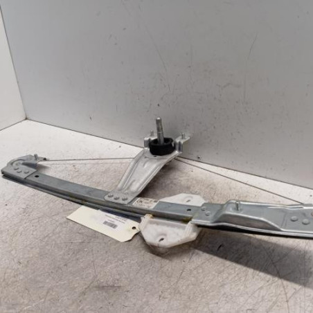 Leve vitre mecanique avant droit DACIA SANDERO 2