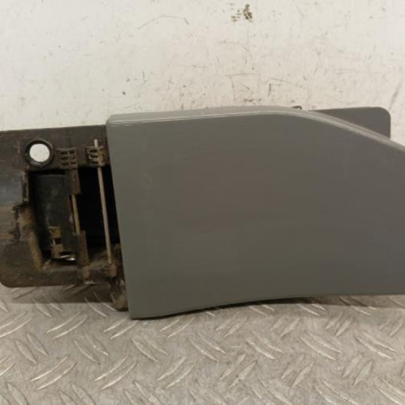 Trappe d'essence RENAULT TRAFIC 3 COURT