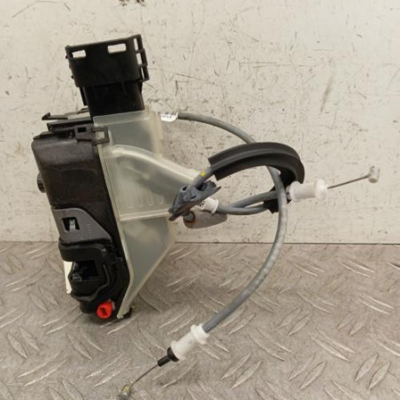 Serrure arriere droit PEUGEOT 208 2